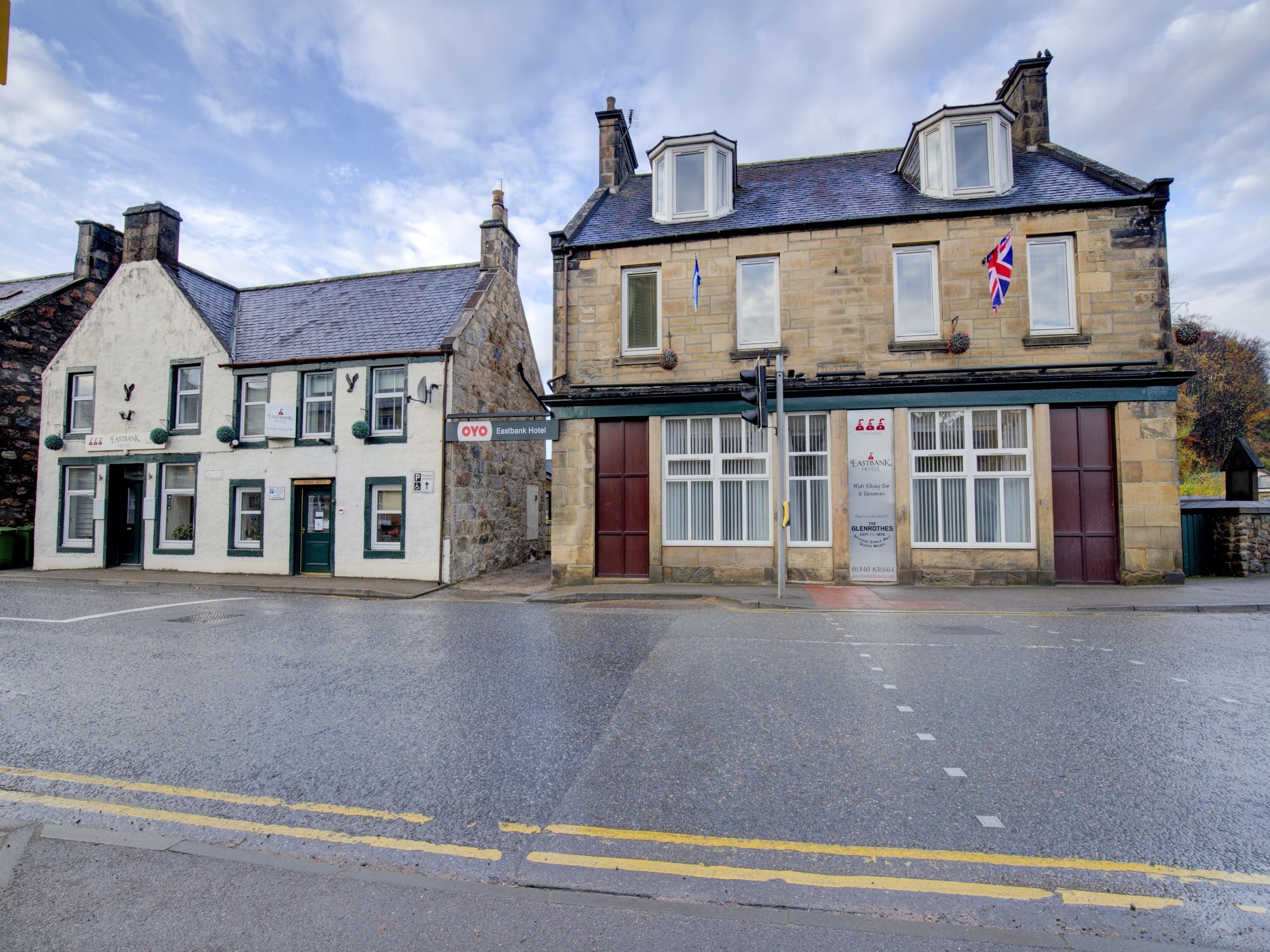 Oyo Eastbank Hotel, Speyside Scotland Rothes Exteriör bild