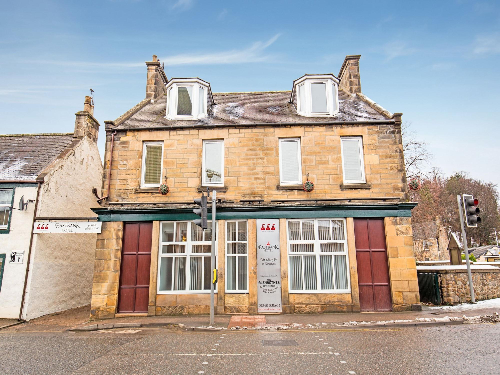 Oyo Eastbank Hotel, Speyside Scotland Rothes Exteriör bild